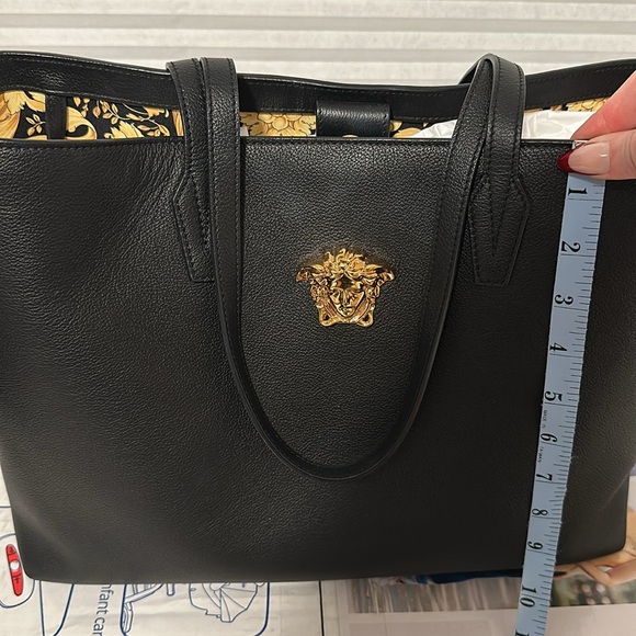 AUTHENTIC Versace La Medusa Leather Tote - Picture 11 of 11